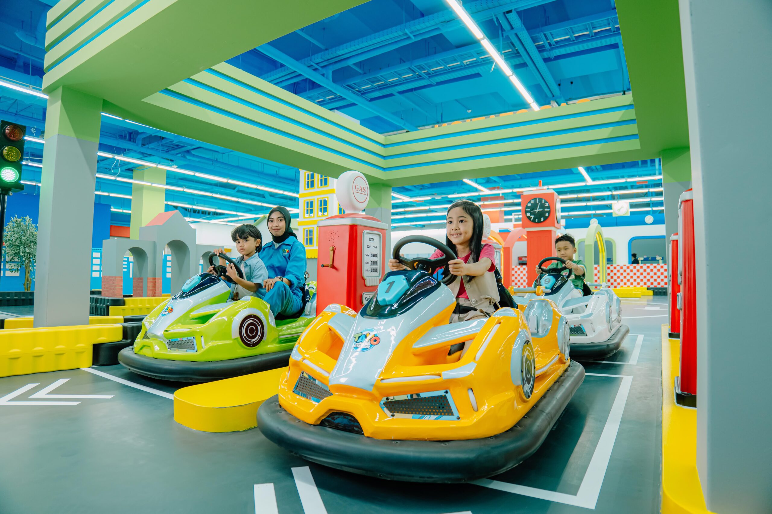 Anti Gadget! Ajak Si Kecil Belajar Karakter di Playground Anak Tangerang